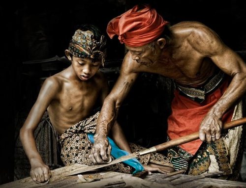 Master Blacksmith of antique knives and agricultural tools